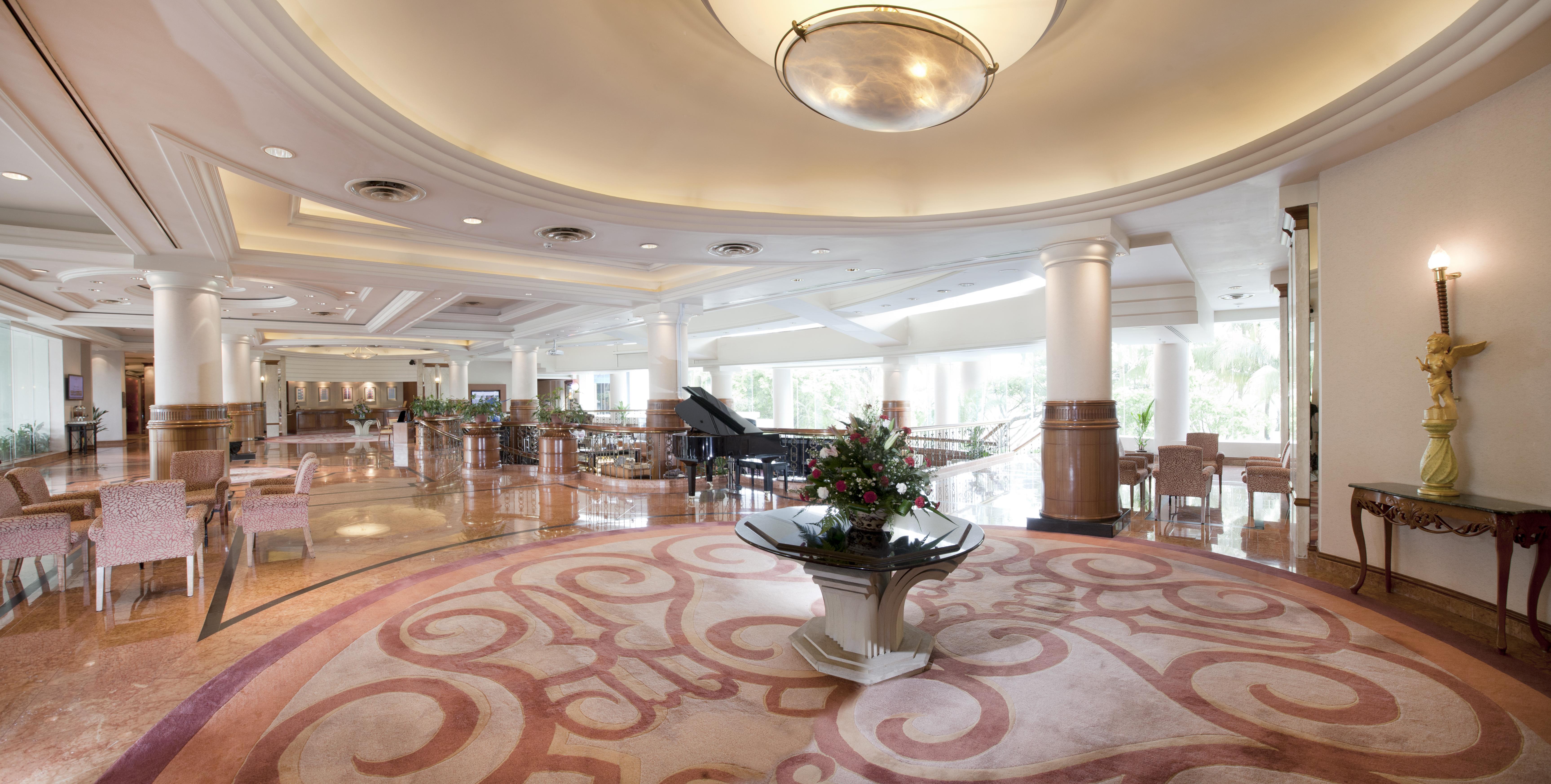 Dorsett Grand Labuan Hotel Eksteriør billede